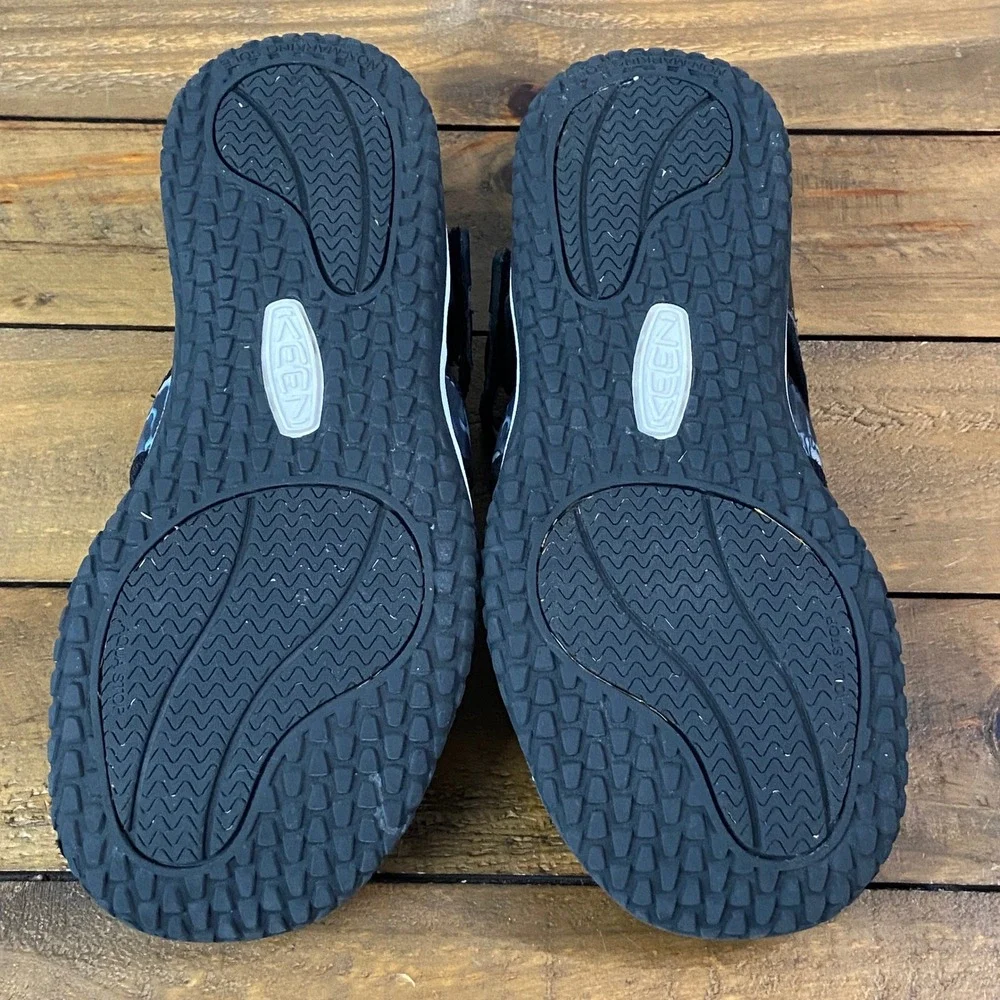 KEEN Kids Stingray Water Sandals Black Camo Youth Size 6 EU 38 1026052